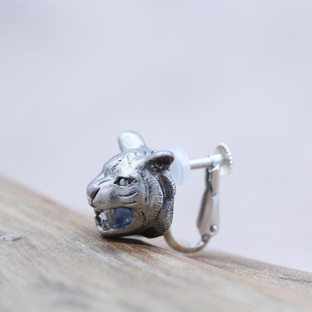 トラのシルバーイヤリング/阿吽のトラ（両耳） | 7枚目